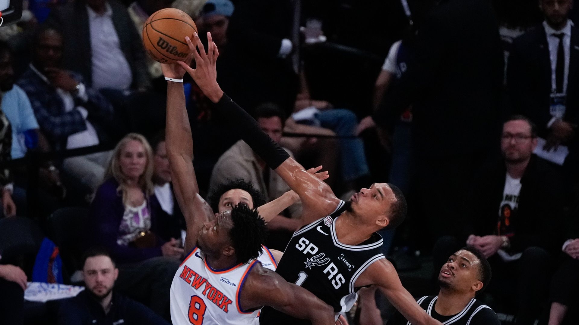 Knicks fight from 29 points down for record comeback win and 3-1 NBA Finals lead