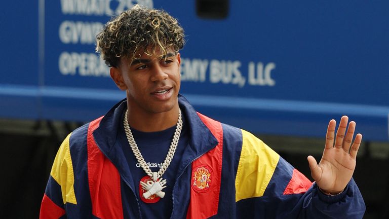 Aos 19 anos, Yamal será o mais jovem vencedor da Bola de Ouro. Foto: Reuters
