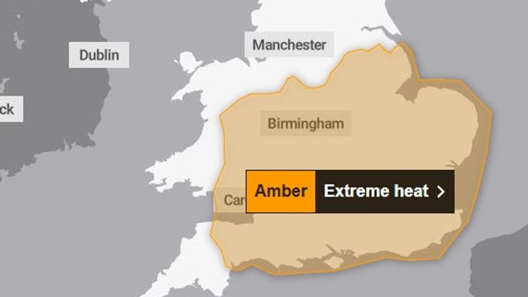 The amber extreme warning in place Monday into Tuesday. Pic: The Met Office