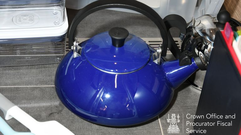 Le Crueset enamel on steel Zen tea kettle: £85.24