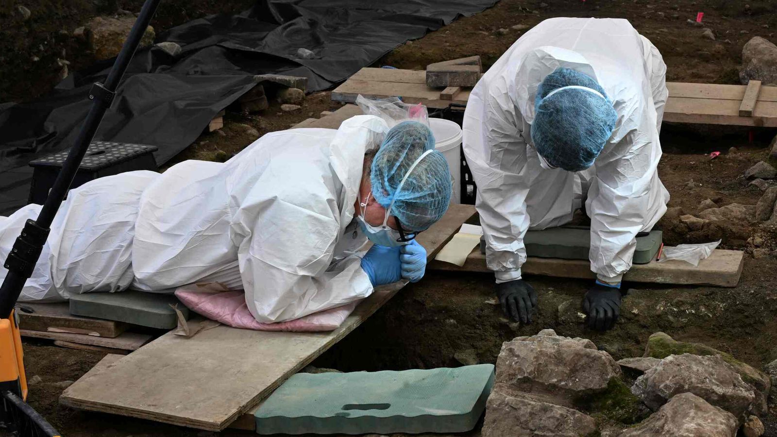 Remains of 22 more infants found at former mother and baby home
