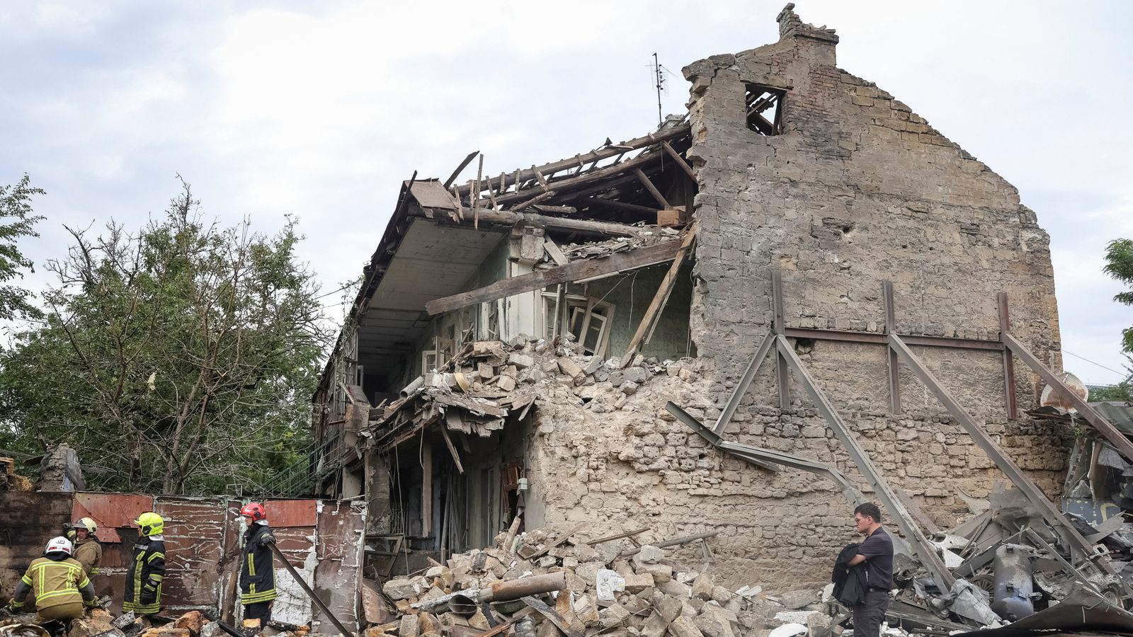 Ukraine war latest: Russia 'rules out key condition for any peace deal ...