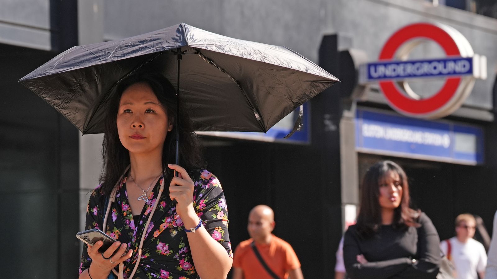 'Unprecedented' climate change facing UK - with extreme temperatures here to stay