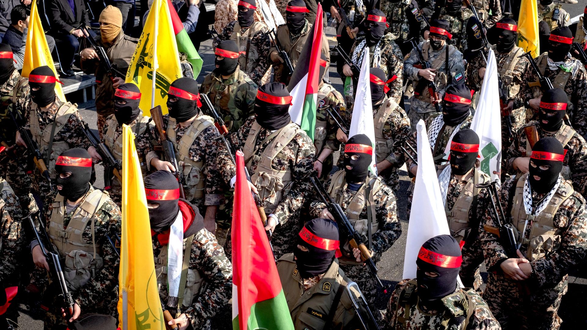 <a href='https://news.sky.com/story/politics-latest-burnham-starmer-labour-tories-badenoch-farage-12593360?postid=12050554#liveblog-body'>İngiltere, Britanya topraklarındaki 'hayata yönelik tehditler' nedeniyle İran'ın Devrim Muhafızlarını yasakladı</a>