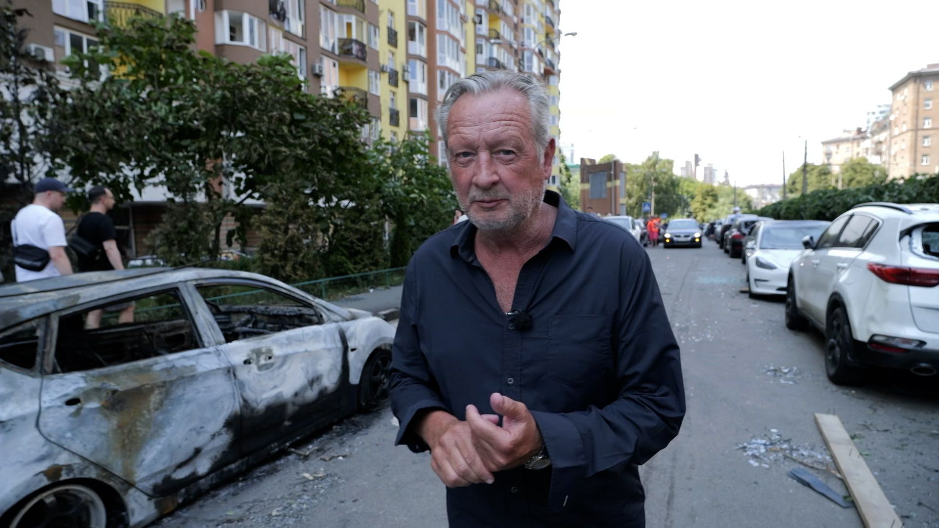 <a href="https://news.sky.com/video/kyiv-hit-with-the-largest-number-of-missiles-ever-13564960">Kyiv hit with the largest number of missiles ever</a>