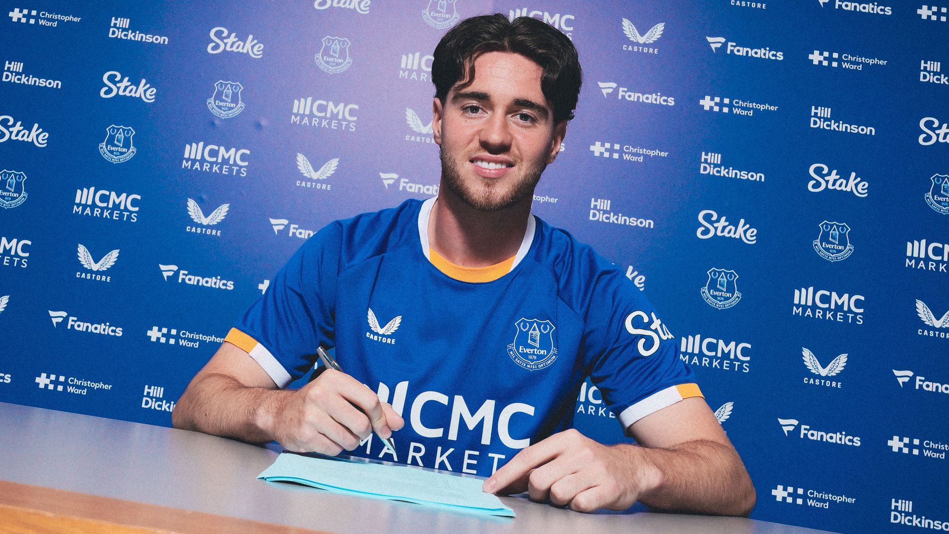Hackney joins Everton in £24m deal