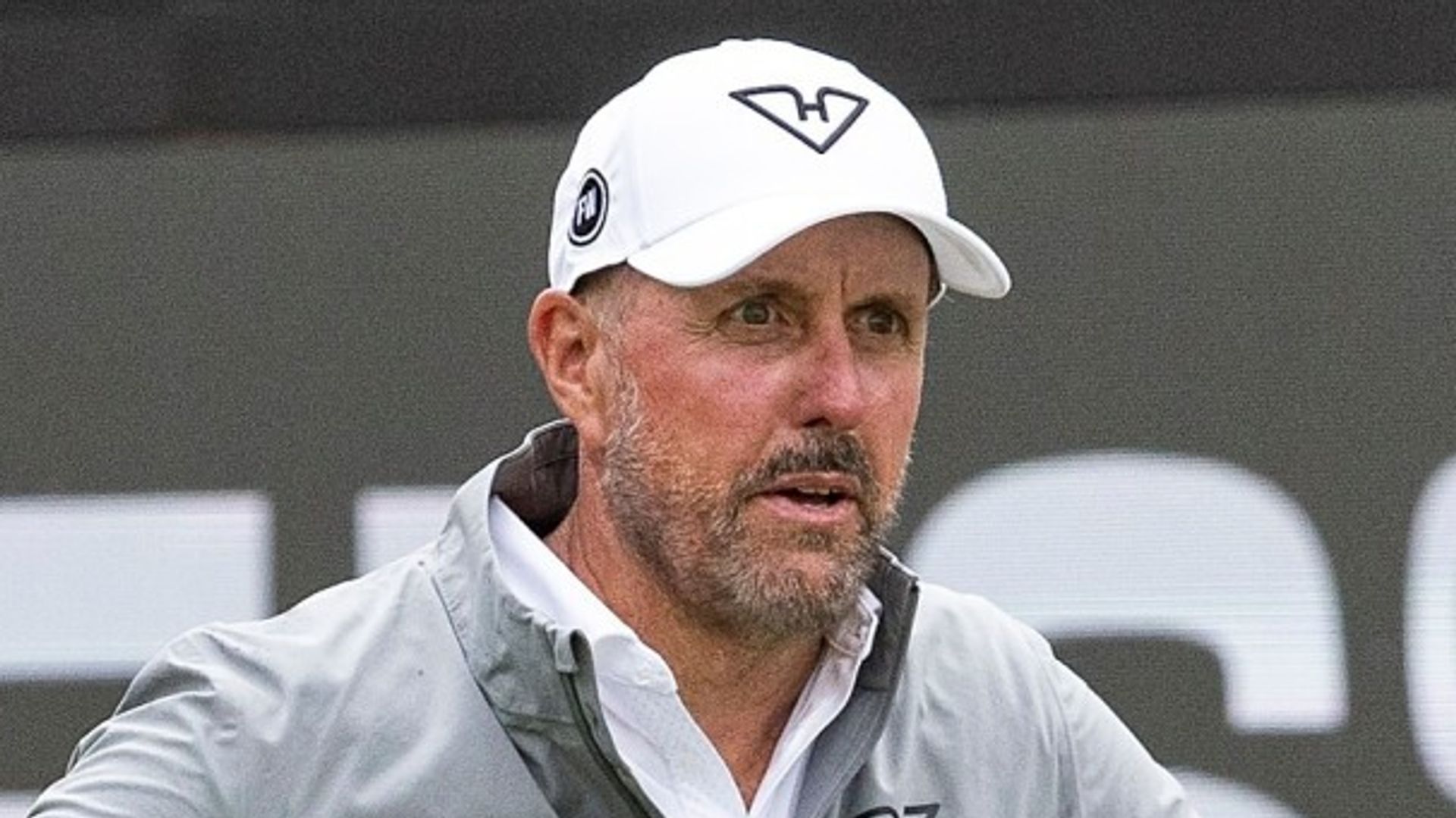 Mickelson's representatives refute allegations of inappropriate behaviour