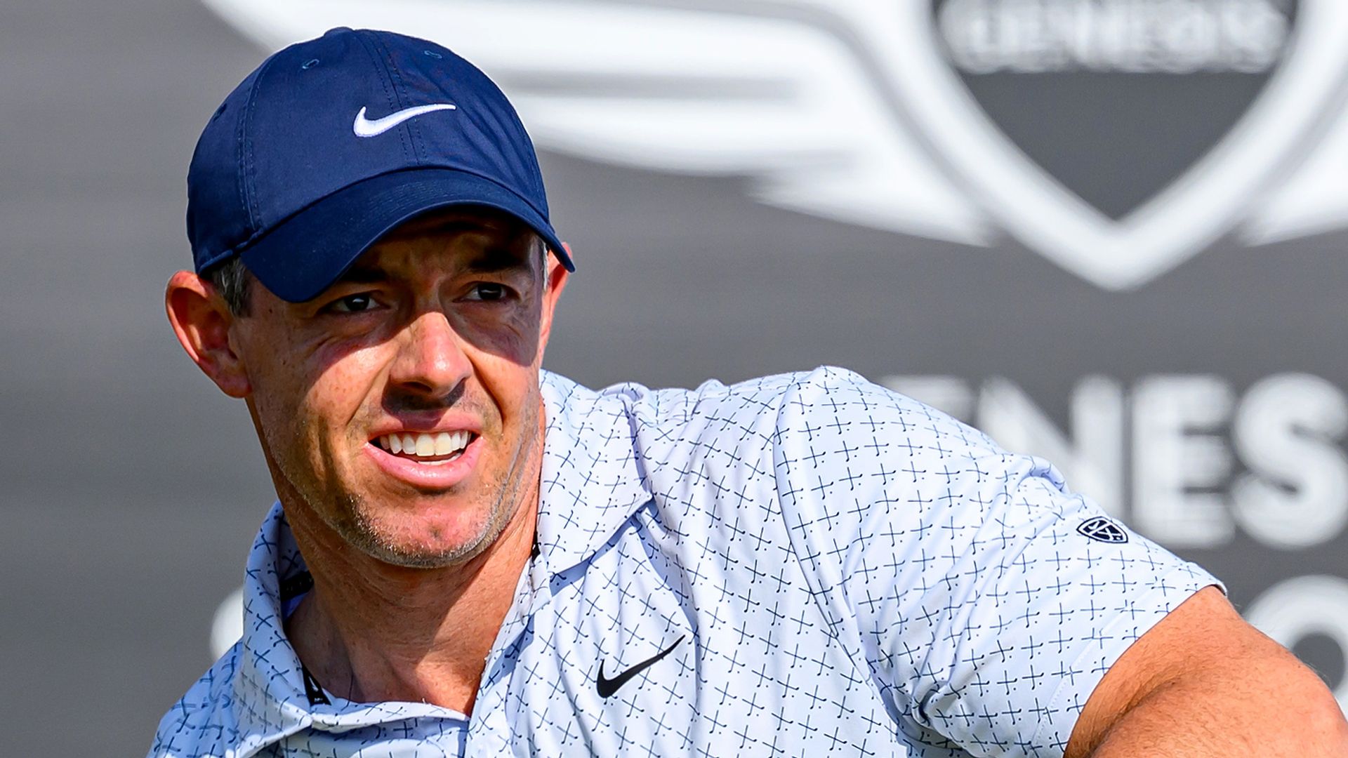 McIlroy in five-way tie as big names make early moves in Scotland