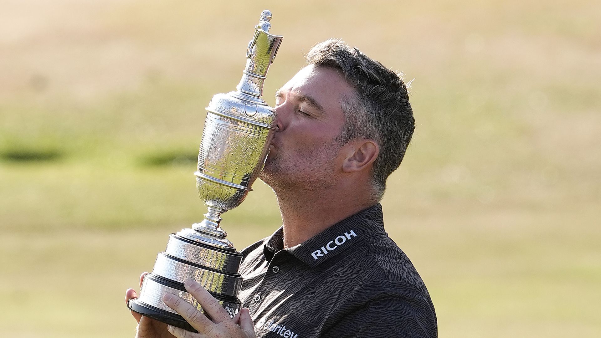 Fox pips Young to major glory at The Open after final-hole thriller