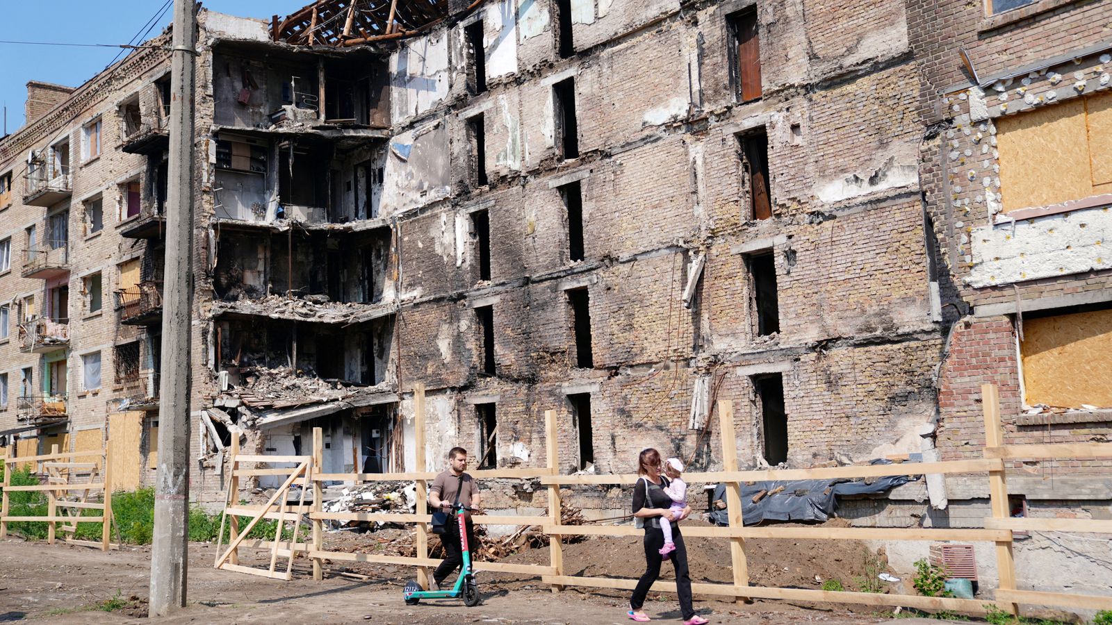 Ukraine war: Kyiv's 'weakness' exploited - as Zelenskyy calls for help ...