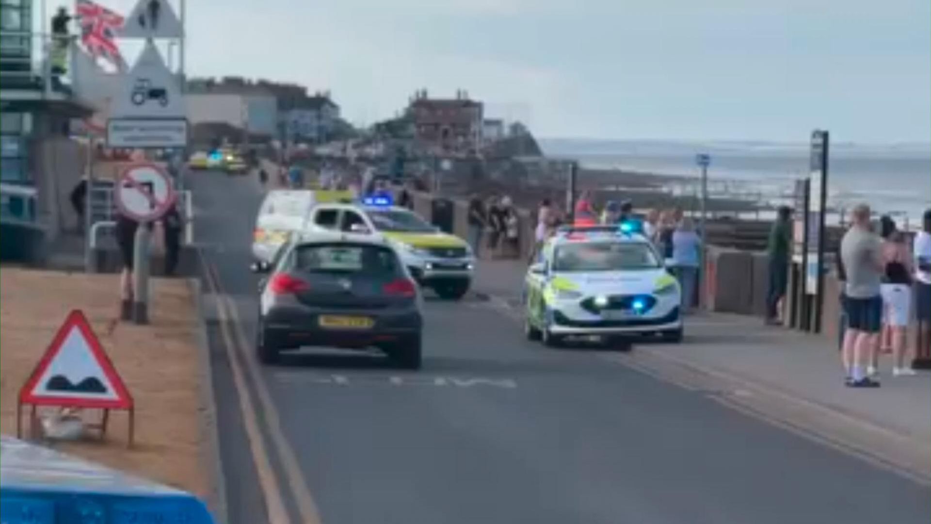 Search for teenage boy who went missing while swimming off East Yorkshire coast