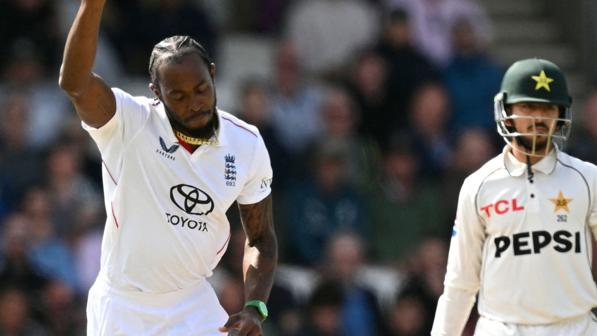 England romp to three-day win as new Test era starts in style