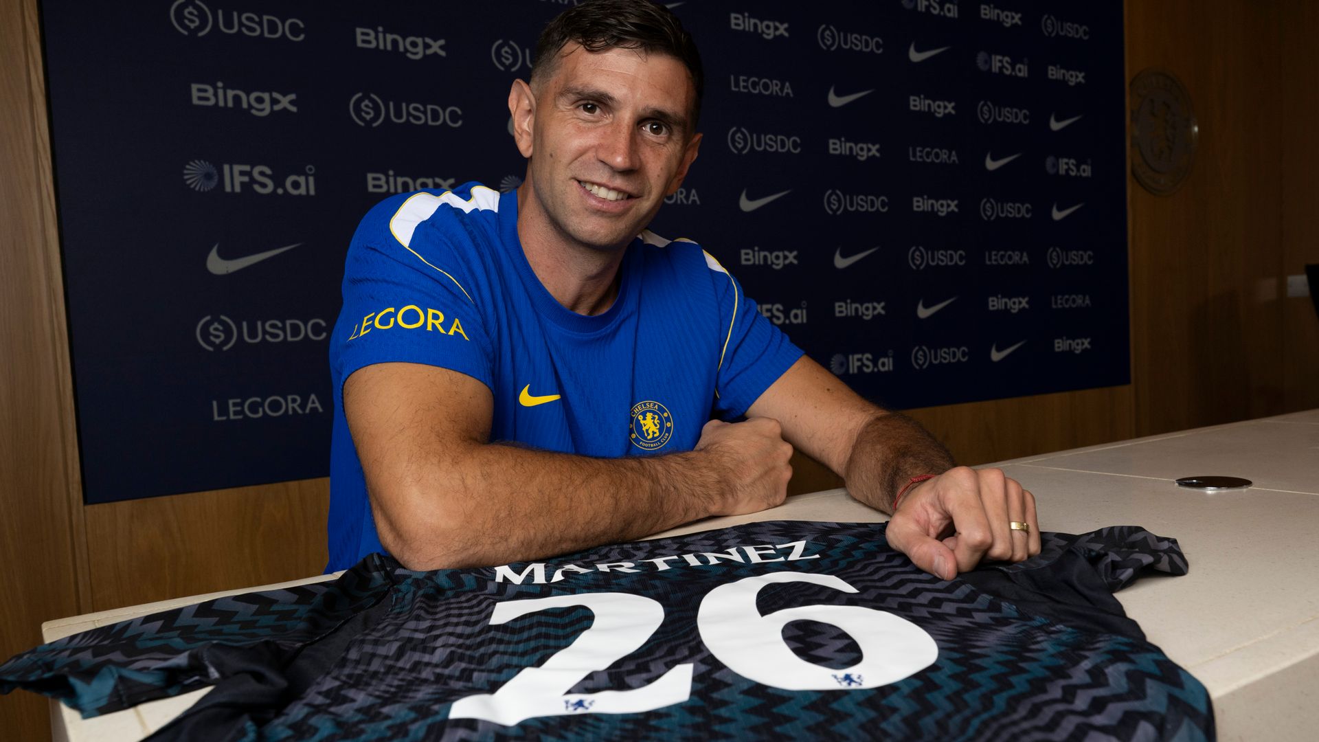 Chelsea sign Martinez in £7.5m deal from Villa