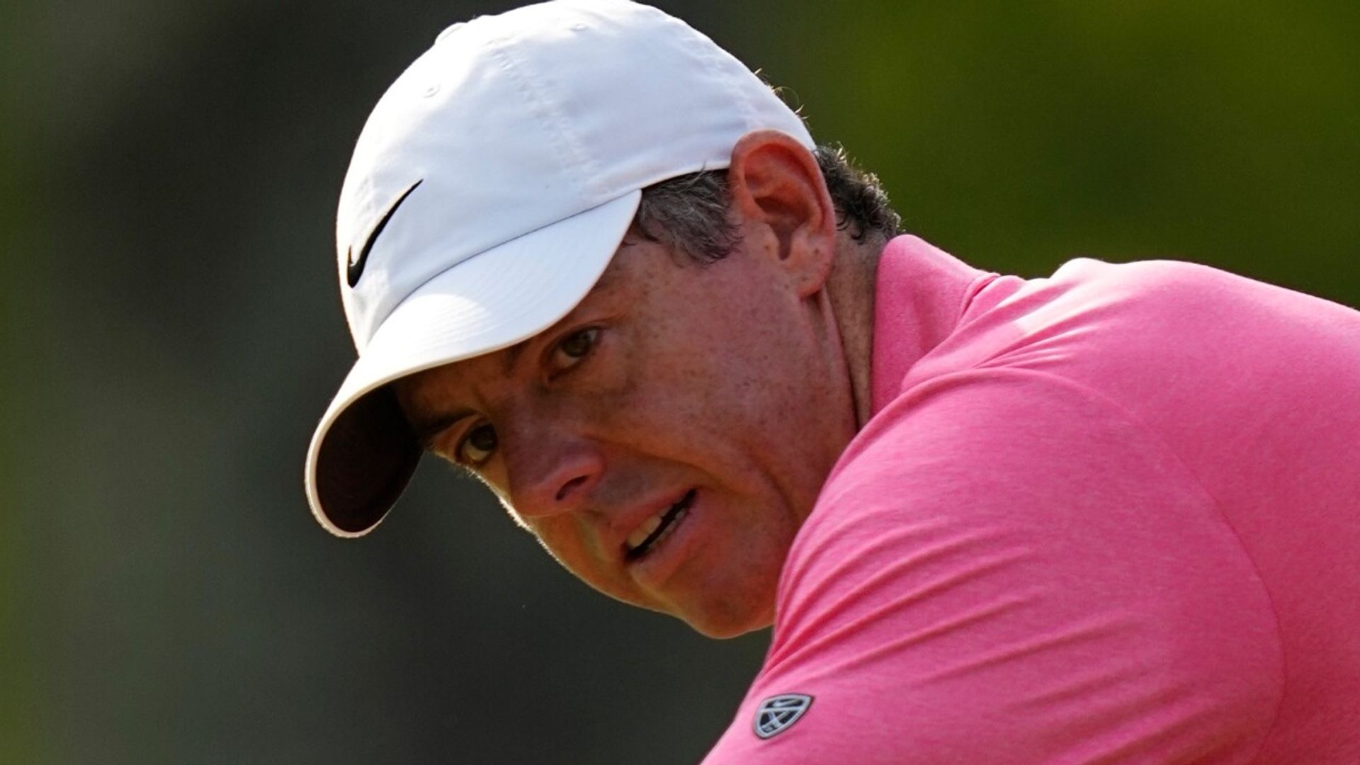 McIlroy makes woeful start to FedExCup Playoffs as Spieth shares early lead