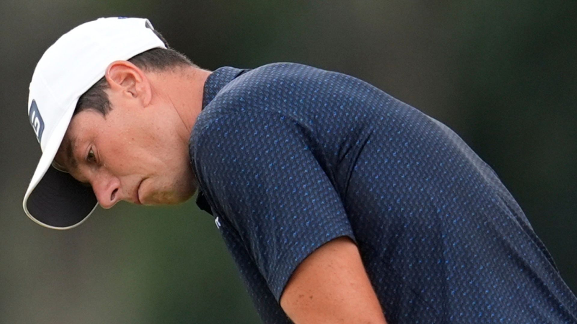 Hovland leads Scheffler in FedExCup thriller as McIlroy makes late push