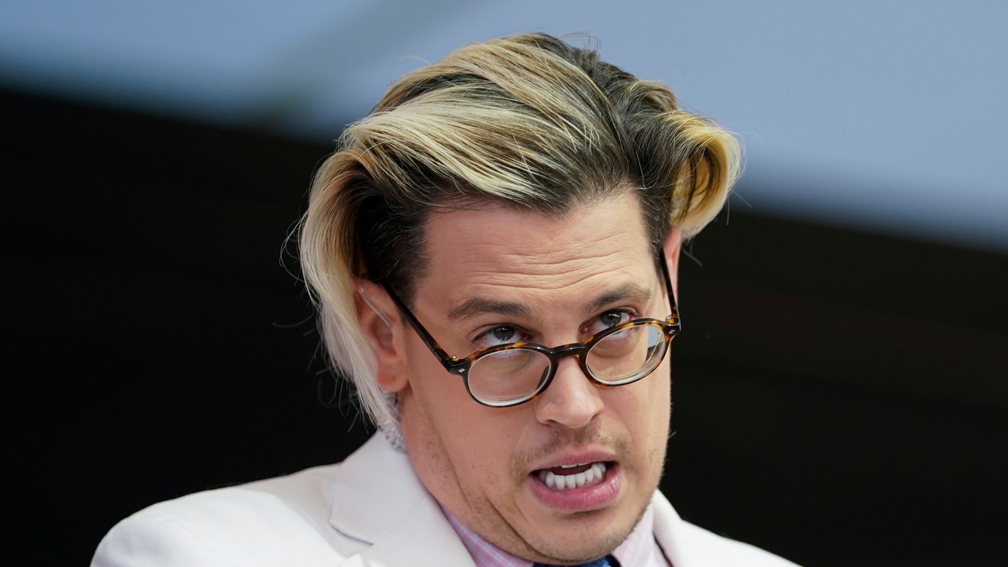 US Immigration Officials Arrest British Far right Commentator Milo us-immigration-officials-arrest-british-far-right-commentator-milo