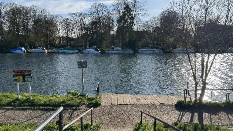 Environment Agency warns swimmers to avoid London's only Thames bathing spot due to toxic algae; warning signage installed