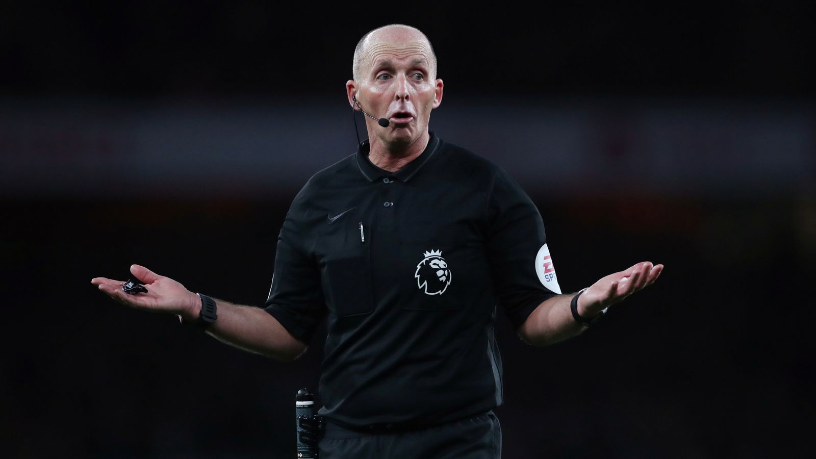 Mike Dean responds after backlash over Jamie Vardy podcast