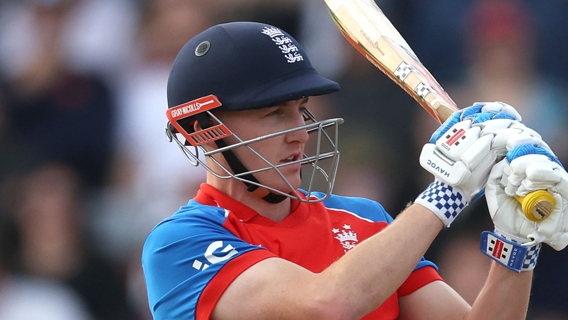 England swat aside Sri Lanka to return to top of T20 world rankings