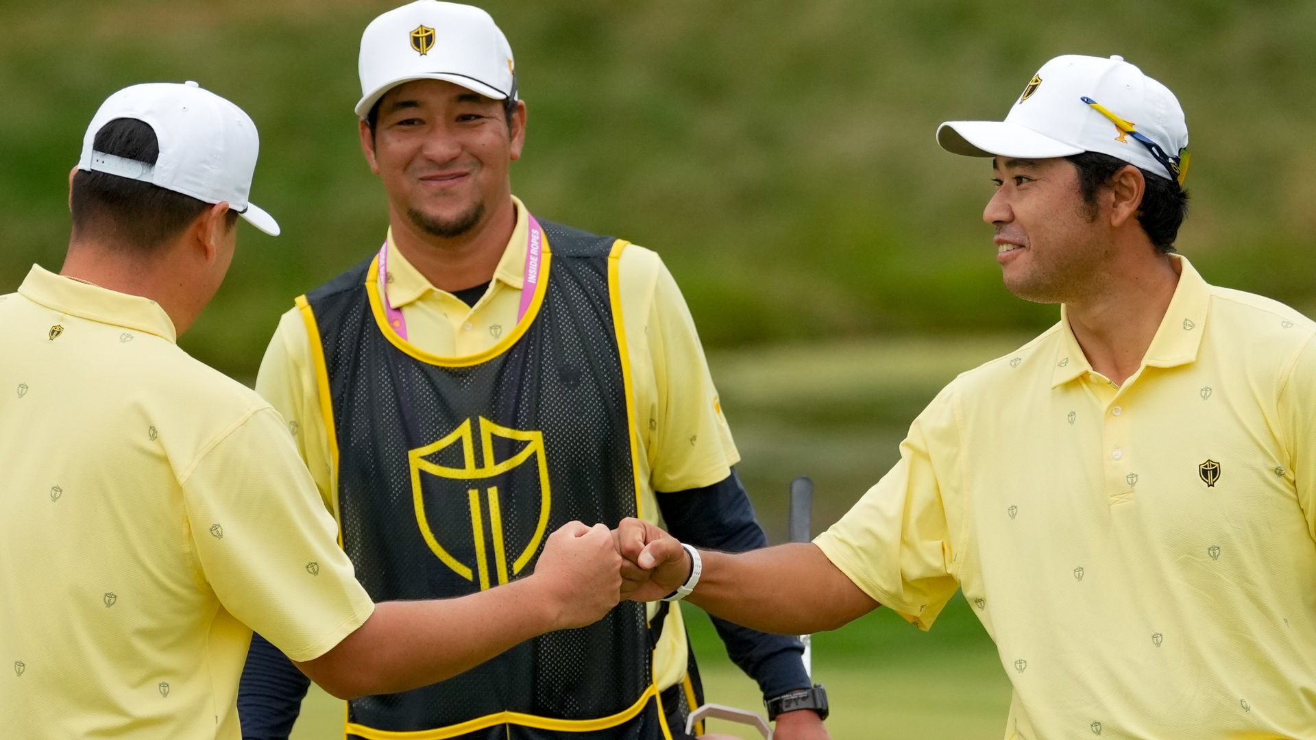 Internationals stun USA with session sweep to build shock Presidents Cup lead