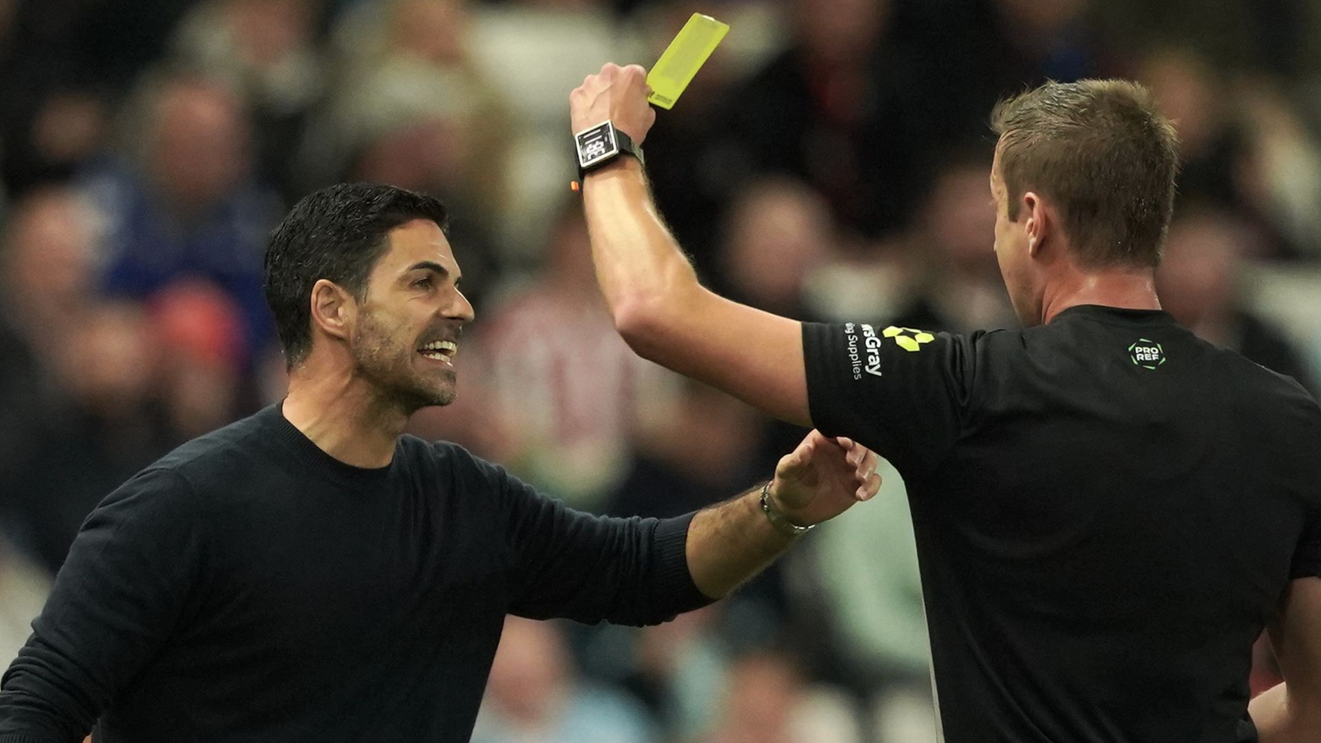 Carra: Arteta becoming like Sir Alex after ref criticism