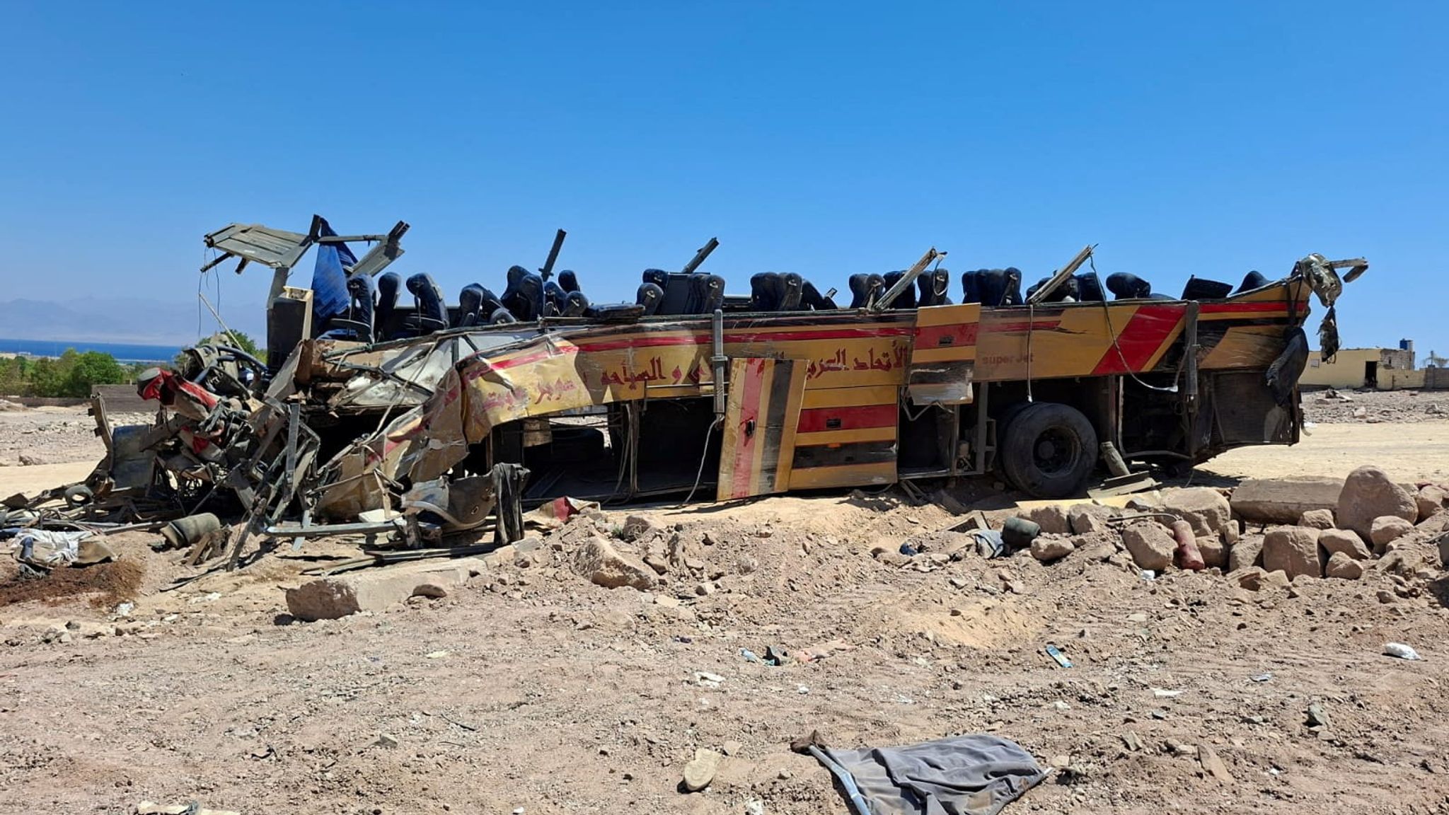 Egypt bus crash: 22 people killed in area popular with tourists | World ...