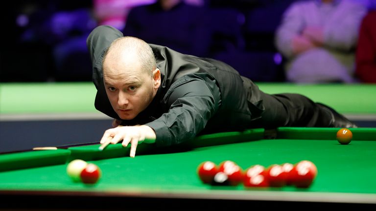 Graeme Dott in action against Neil Robertson during day eight of the Betway UK Championship at The York Barbican. PRESS ASSOCIATION Photo. Picture date: Tuesday December 4, 2018. Photo credit should read: Martin Rickett/PA Wire