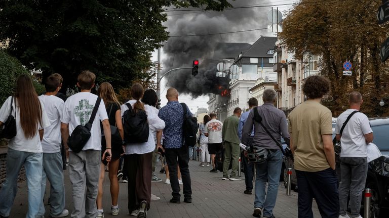  Reuters