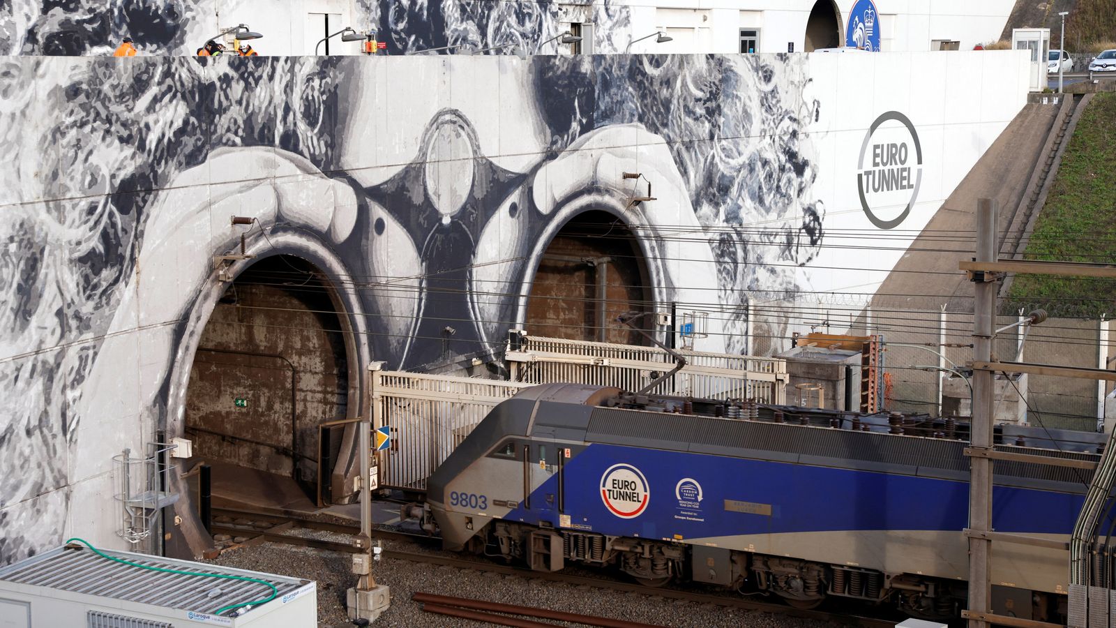 Channel Tunnel latest: 19 injured after collision between bus and train on ...