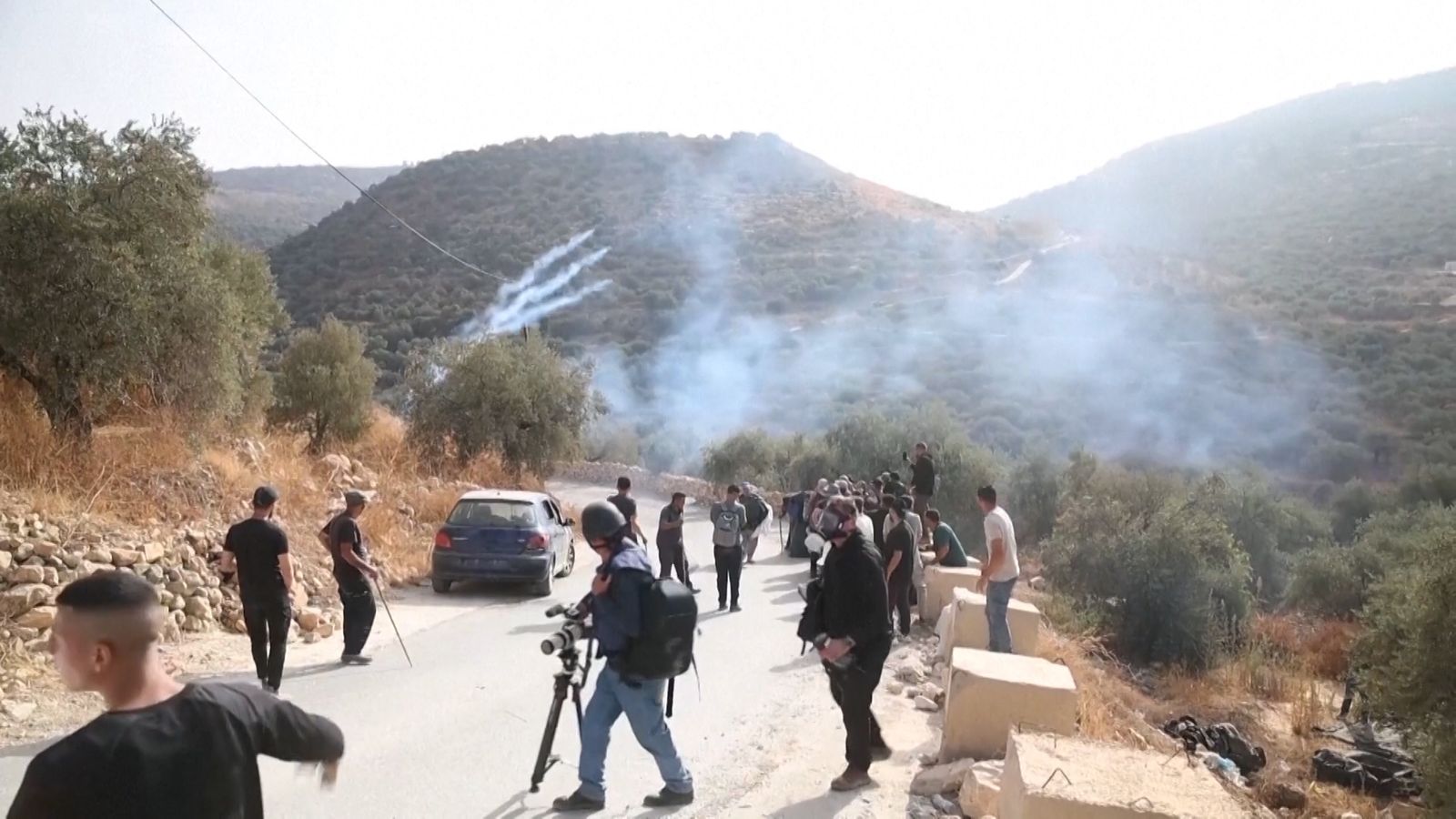 Palestinian Farming Israeli forces fire tear gas at Palestinian olive harvesters | World ...