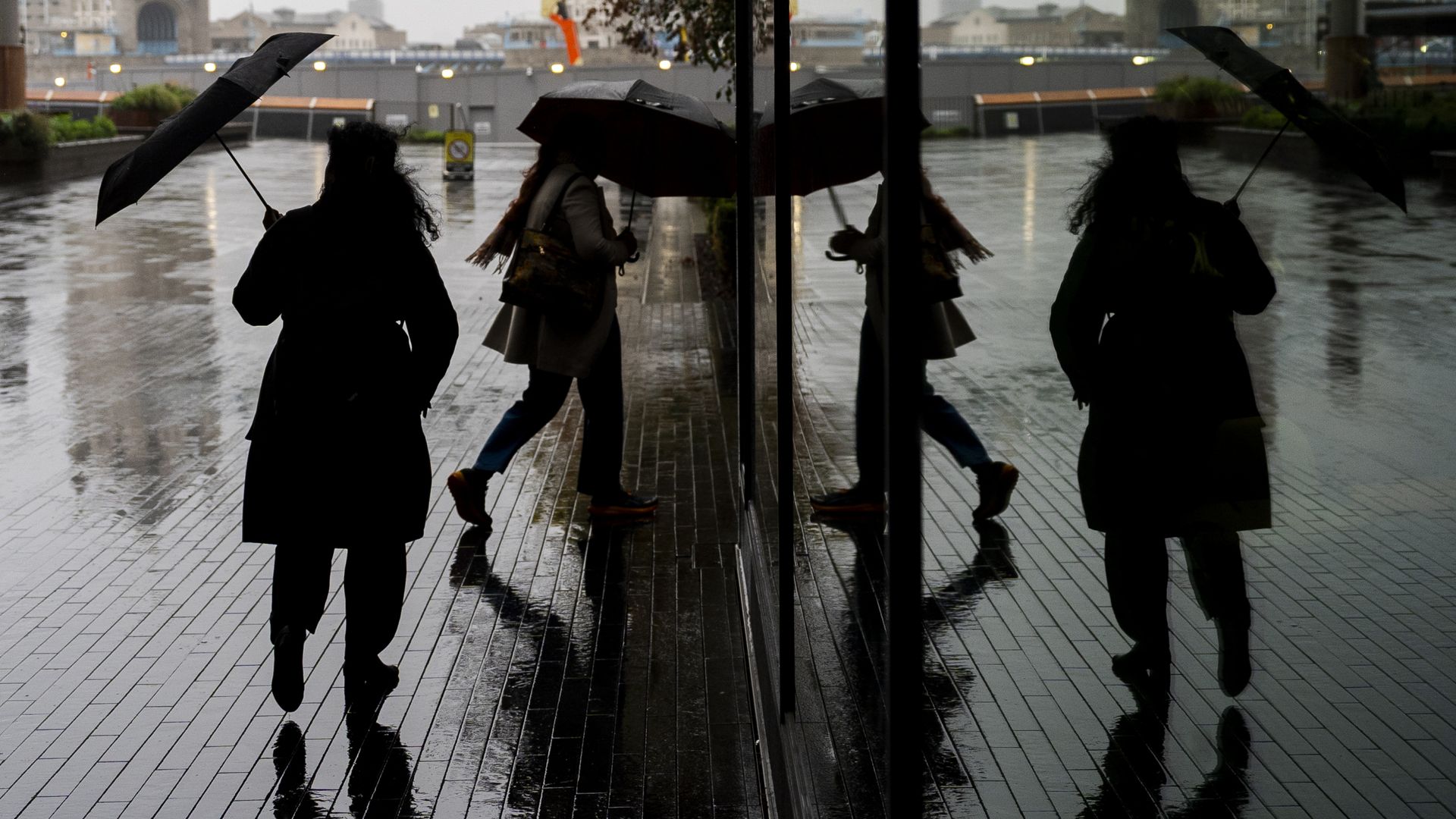 Weather warnings for strong winds remain in place as Storm Boelo peaks