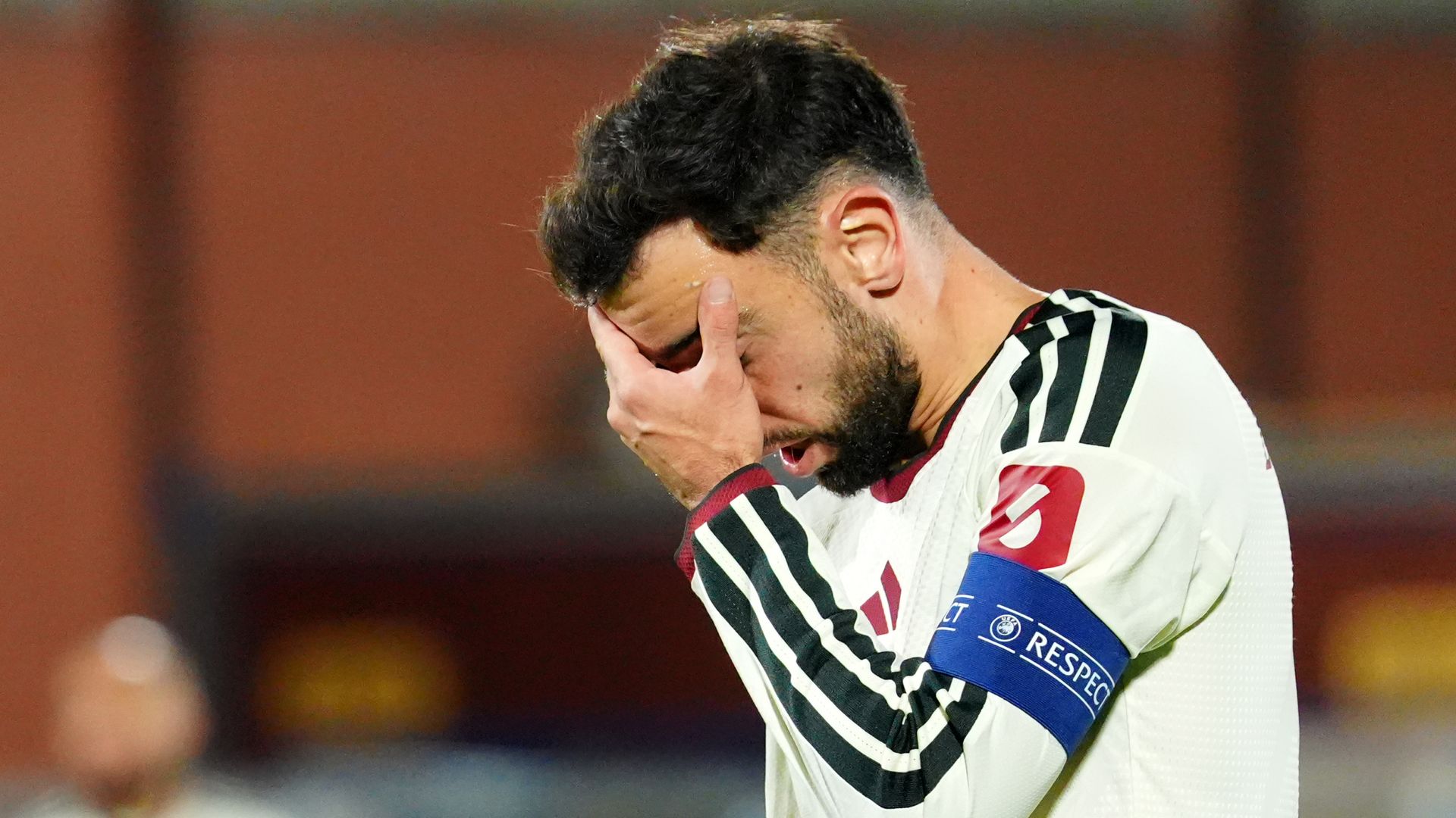 Carra: Fernandes comments 'disgraceful', but Carrick's time may be up