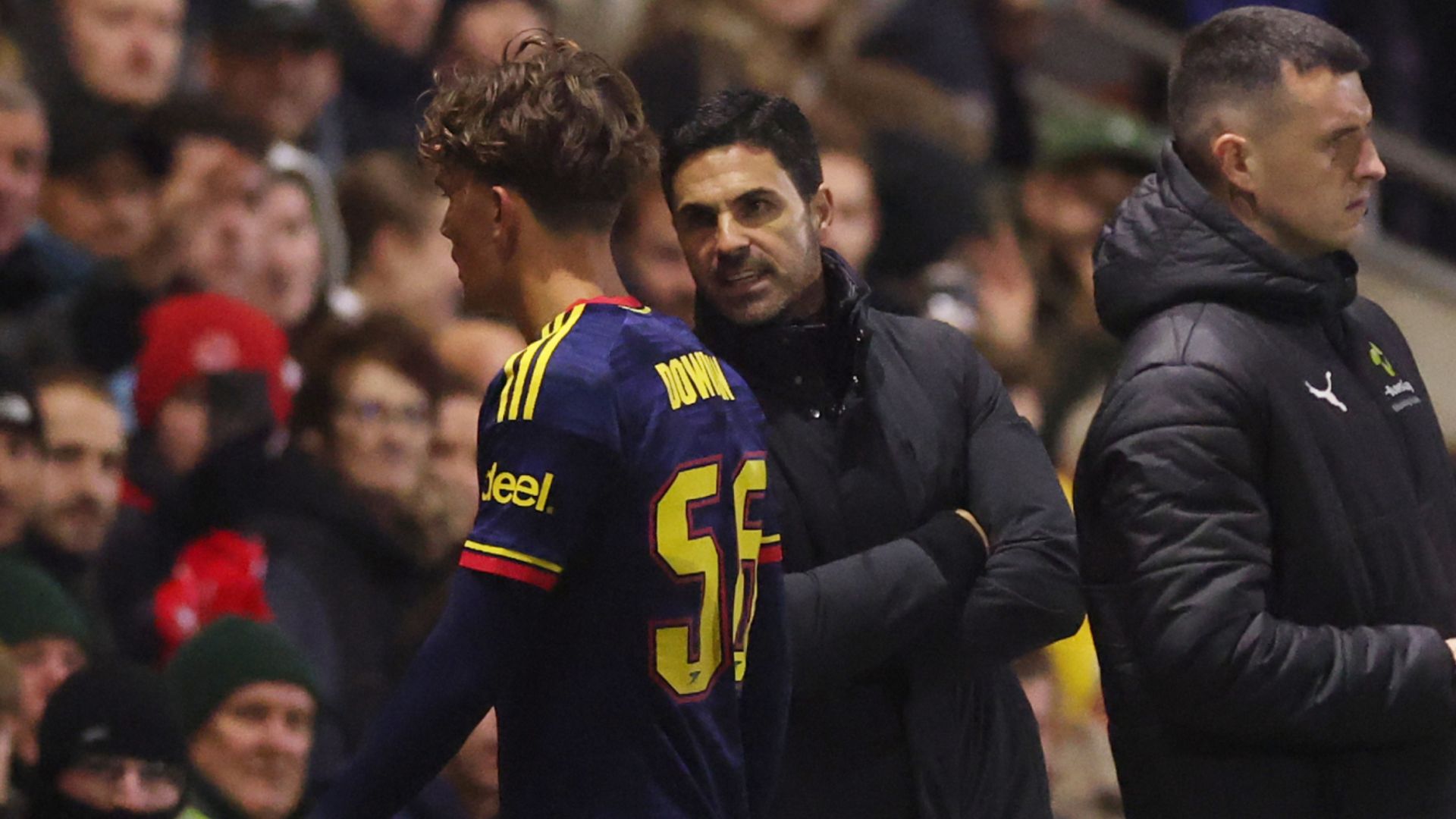 Arteta explains reaction to Dowman red card amid criticism