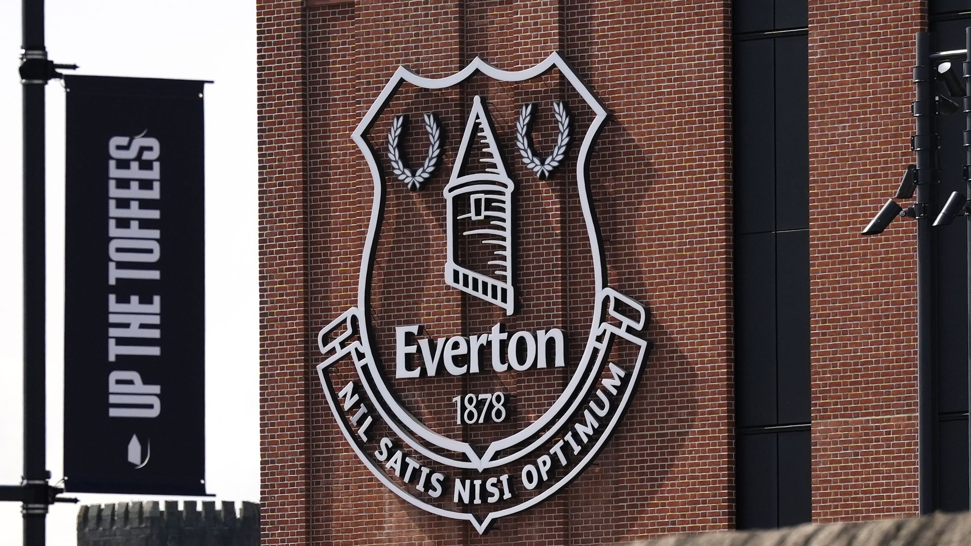 Everton owners considering club sale