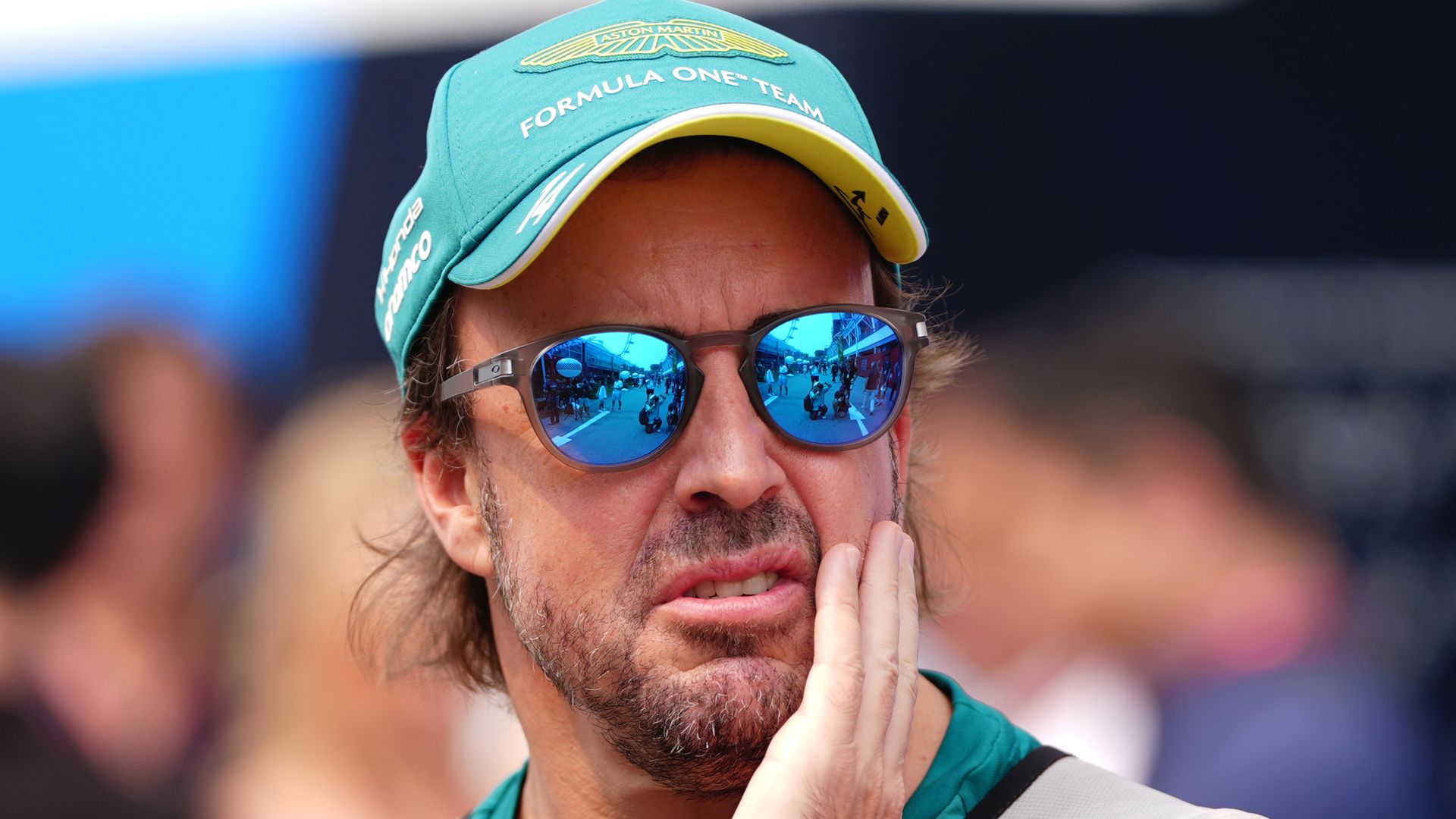 'Quality of drivers very low' - Alonso criticises Albon after clash