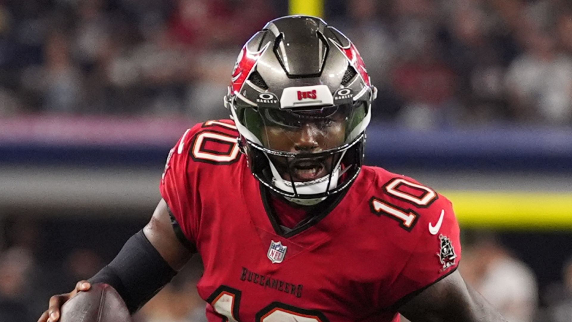 Bucs’ Bucky Irving, rookie Jalon Daniels lead 24-16 upset of Cowboys