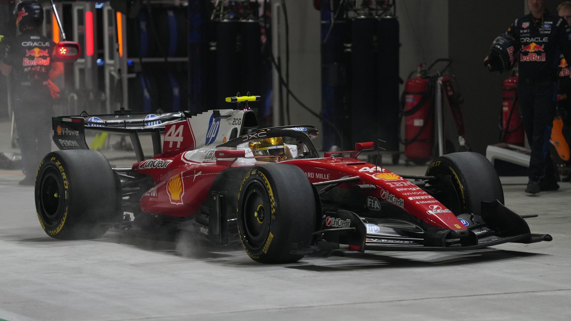 Hamilton apologises to Ferrari for overriding strategy call