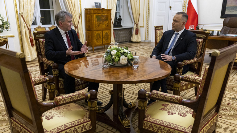 O Sr. Nawrocki reuniu-se com o primeiro Presidente do Supremo Tribunal. Foto: prezydent.pl